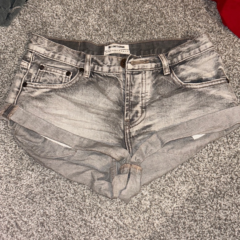 One teaspoon shorts